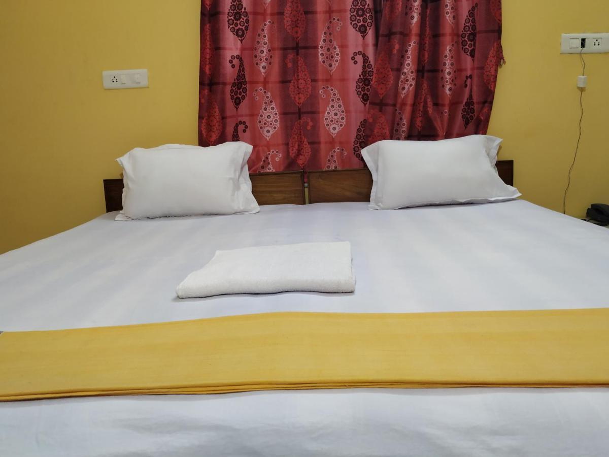 Bhalobasa Anandabas Hotel Bolpur Bagian luar foto