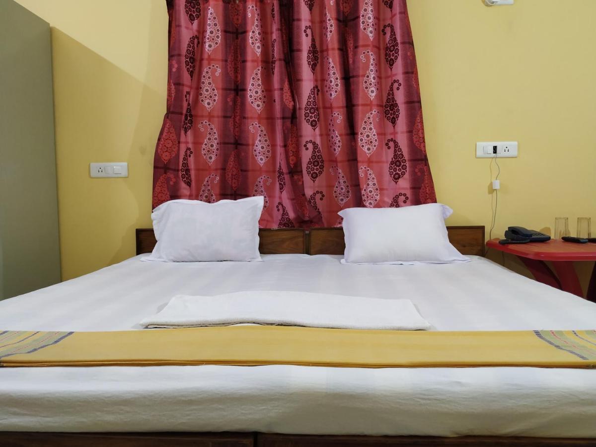 Bhalobasa Anandabas Hotel Bolpur Bagian luar foto
