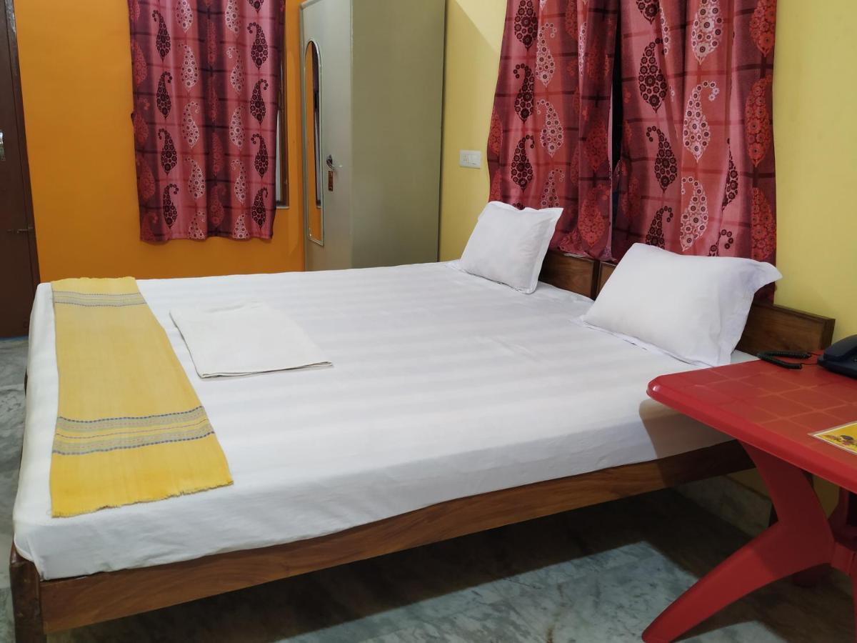 Bhalobasa Anandabas Hotel Bolpur Bagian luar foto