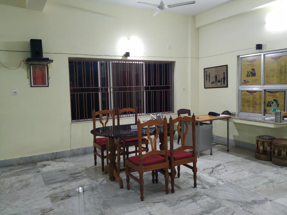 Bhalobasa Anandabas Hotel Bolpur Bagian luar foto